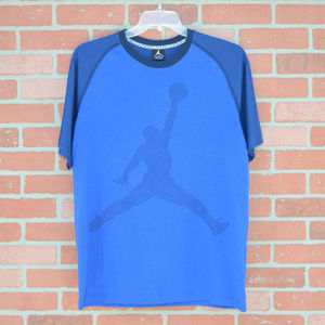 Jordan Men's Short Sleeve Shirt Size Large